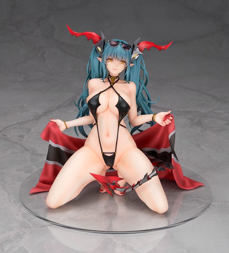 Azur Lane PVC Statue 1/7 Regensburg Dark Dragon and the Coast of Light Ver. 16 cm
