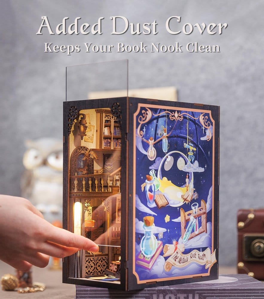 Book Nook Nebula Common Room 23 x 11 cm