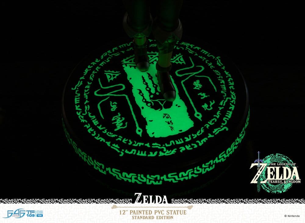 The Legend of Zelda: Tears of the Kingdom PVC Figur Zelda 31 cm