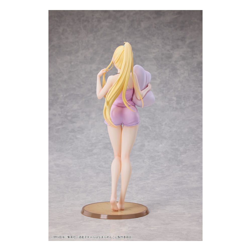 Hokkaido Gals Are Super Adorable! PVC Statue 1/6 Minami Fuyuki Pajama Ver. 27 cm