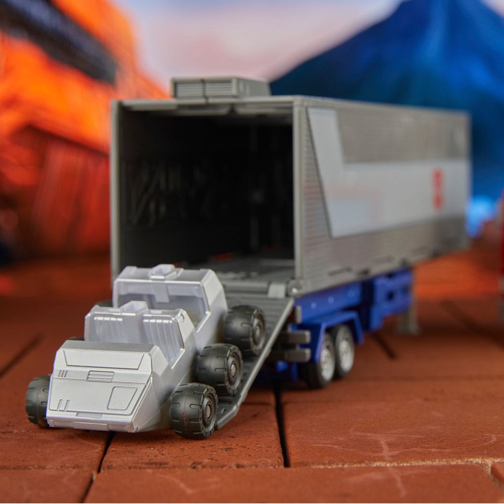 The Transformers: The Movie Generations Studio Series Commander Class Actionfigur Optimus Prime 18 cm