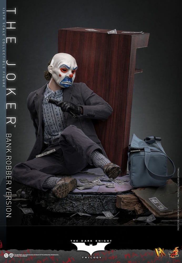 The Dark Knight DX Actionfigur 1/6 The Joker (Bank Robber Version) 30 cm