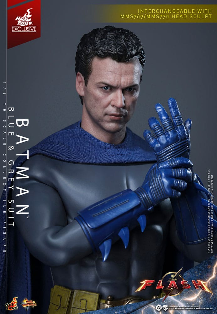 The Flash Movie Masterpiece Actionfigur 1/6 Batman (Blue & Grey Suit) Limited Edition Hot Toys Exclusive 30 cm