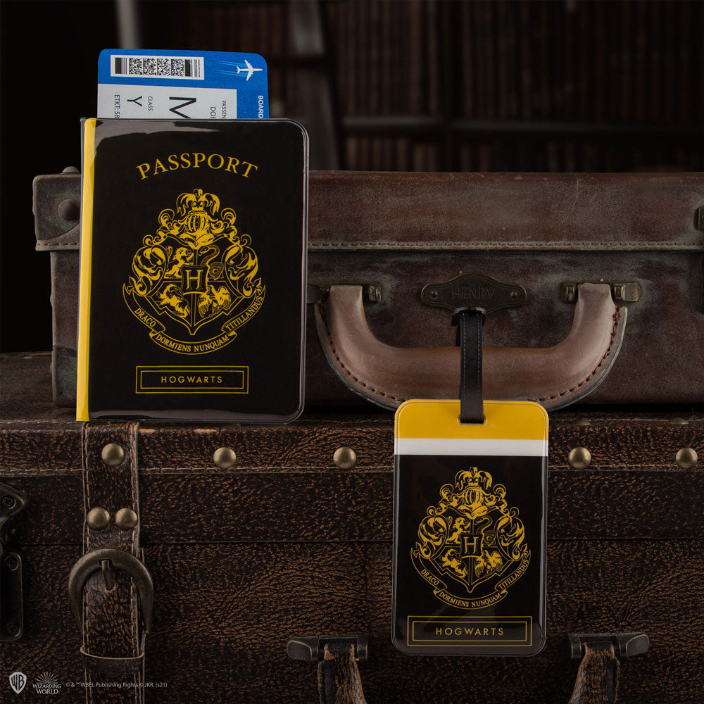 Harry Potter Kofferanhänger & Reisepass-Halter Set Hogwarts
