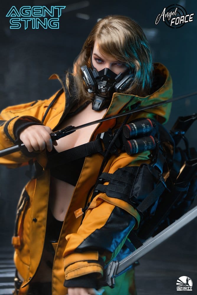 Angel Force Silikon Actionfigur 1/3 Agent Sting 70 cm