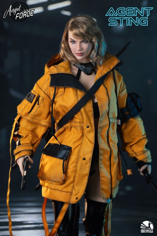 Angel Force Silikon Actionfigur 1/3 Agent Sting 70 cm