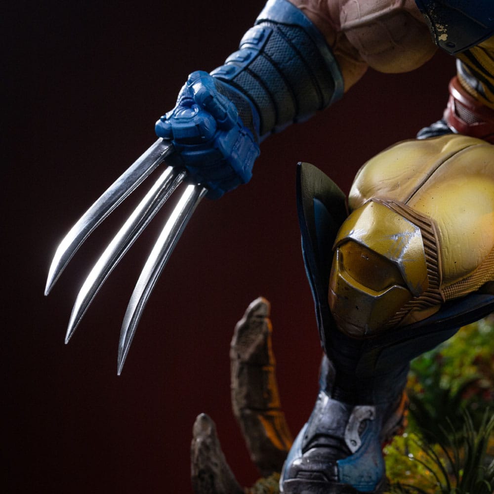 Marvel Legacy Replica Statue 1/4 Wolverine 38 cm