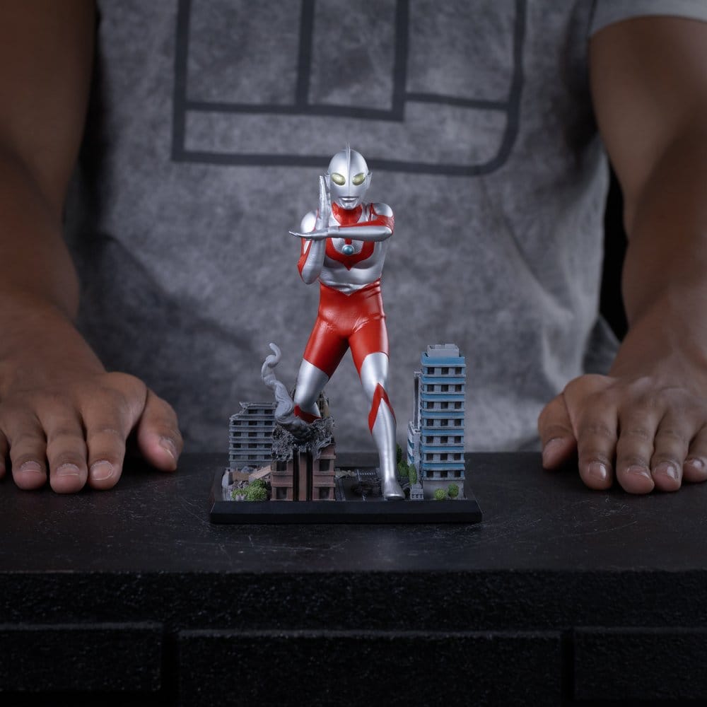 Ultraman Art Scale Statue 1/10 Ultraman 18 cm