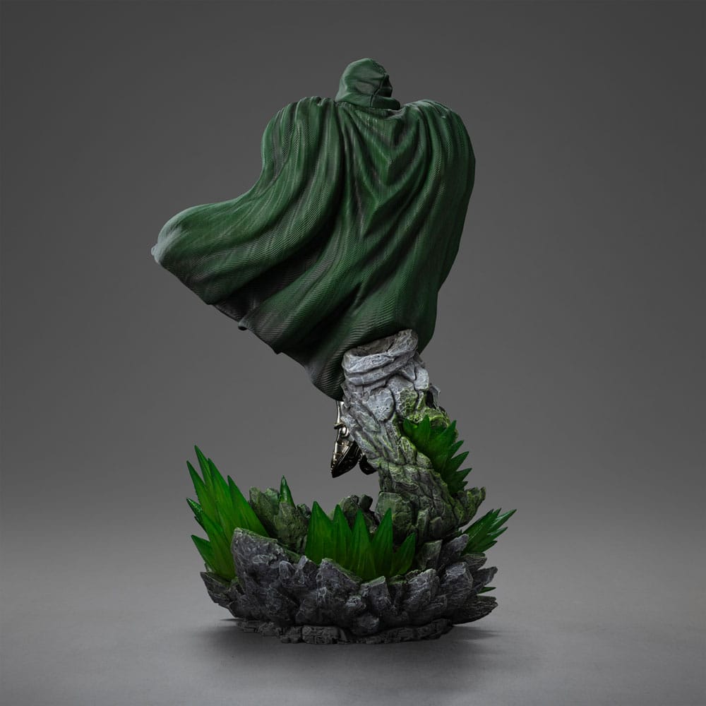 The Infinity Gauntlet Marvel Legends Diorama Art Scale Statue 1/10 Doctor Doom 30 cm