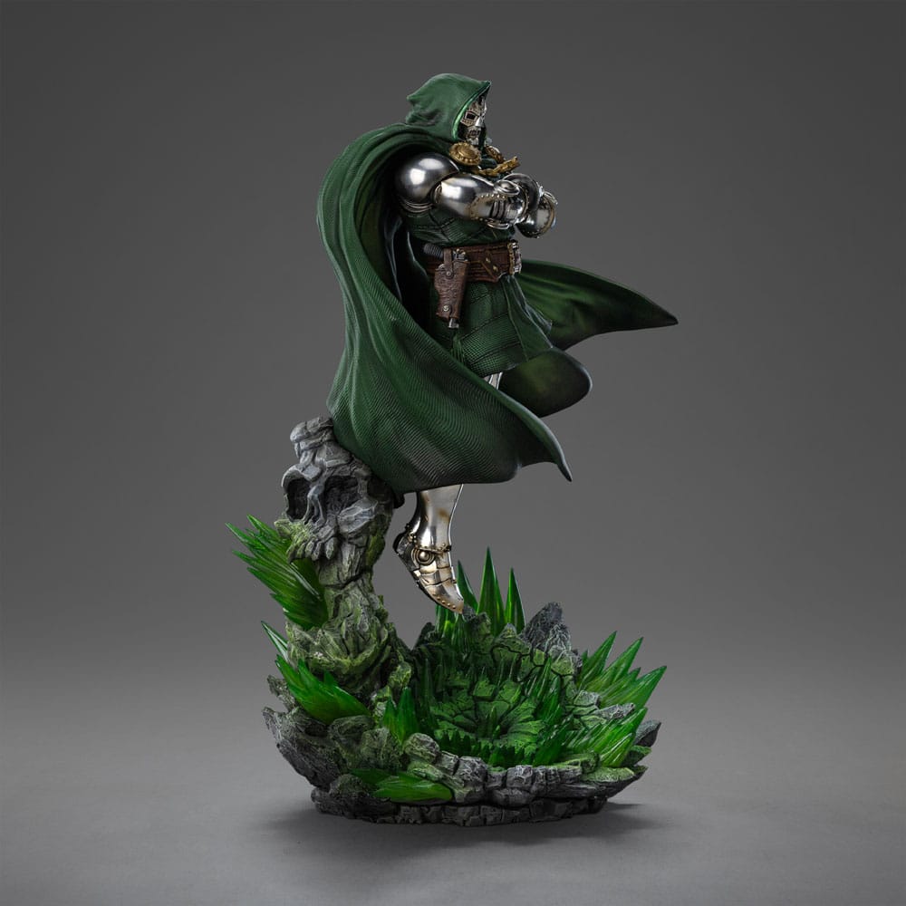 The Infinity Gauntlet Marvel Legends Diorama Art Scale Statue 1/10 Doctor Doom 30 cm