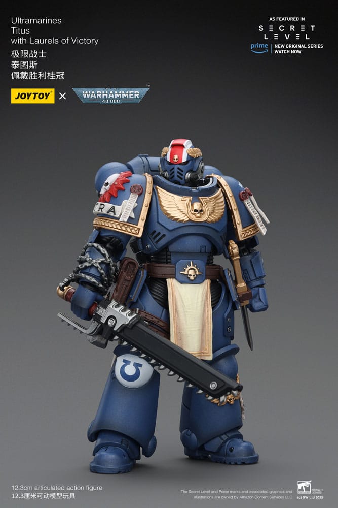 Warhammer 40,000 Actionfigur Ultramarines Titus with Laurels of Victory 13 cm