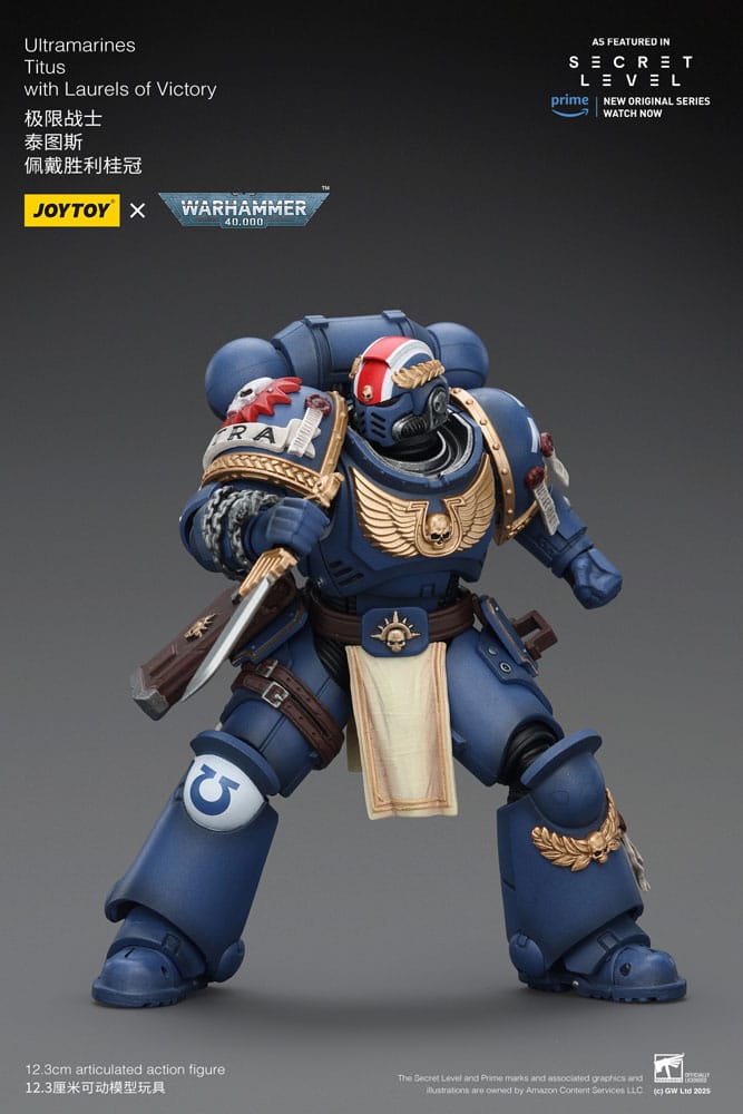 Warhammer 40,000 Actionfigur Ultramarines Titus with Laurels of Victory 13 cm