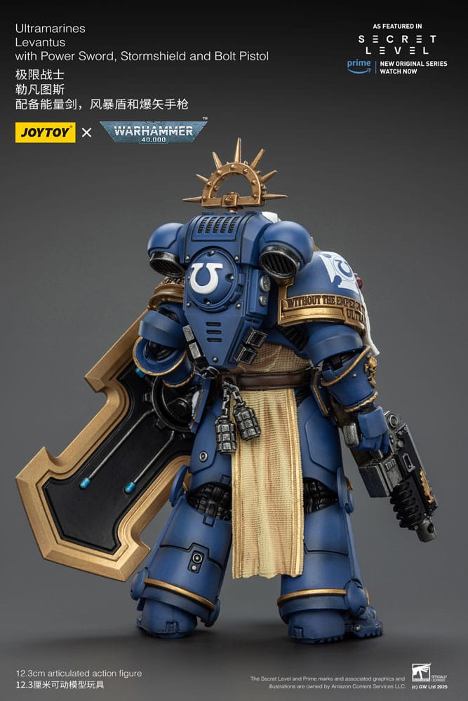 Warhammer 40,000 Actionfigur Ultramarines Levantus with Power Sword, Stormshield and Bolt Pistol 13 cm
