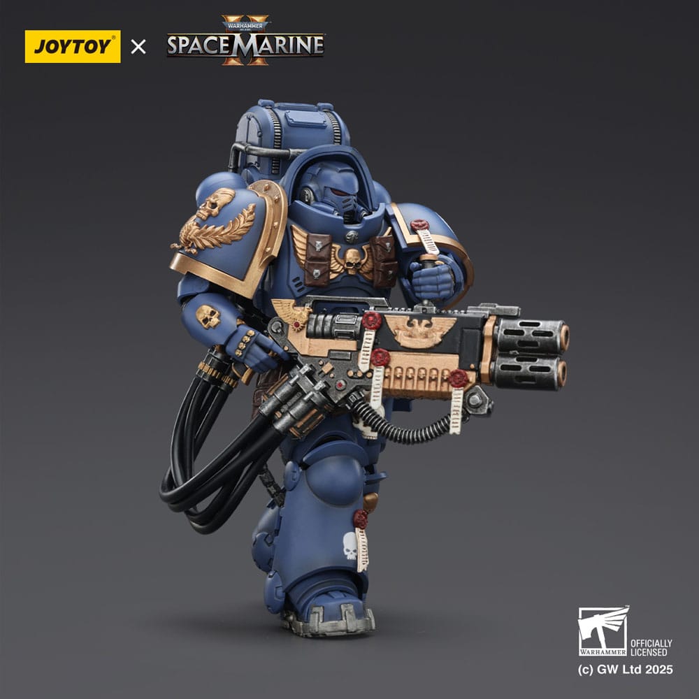 Warhammer 40,000: Space Marine 2 Actionfigur Ultramarines Heavy Artificer Armor with Relic Multi-Melta 13 cm