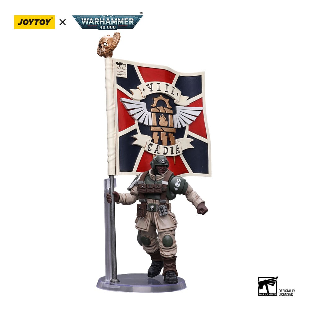 Warhammer 40k Actionfigur 1/18 Astra Militarum Cadian Command Squad Veteran with Regimental Standard 12 cm