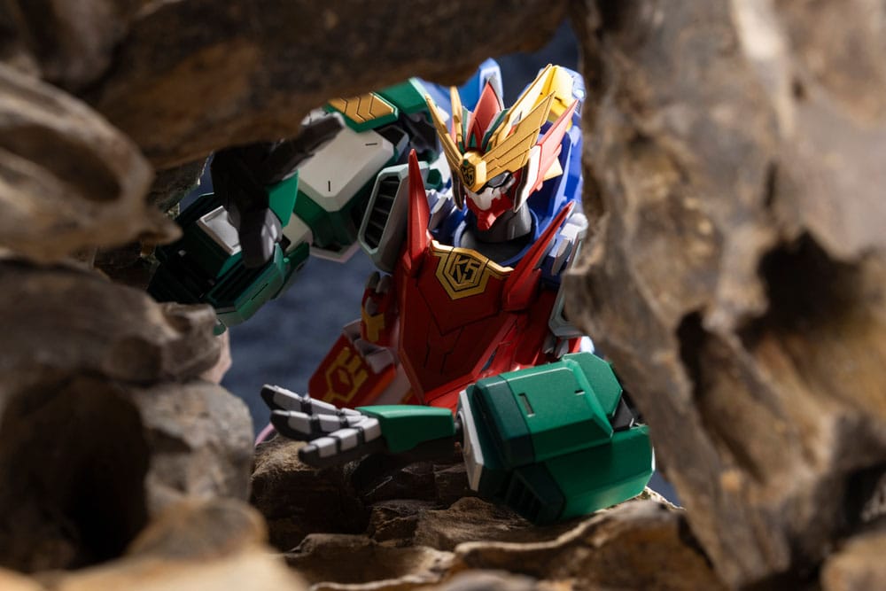 The Red Ranger Becomes an Adventurer in Another World Plastic Model Kit Maximum Kizuna Kaiser 17 cm