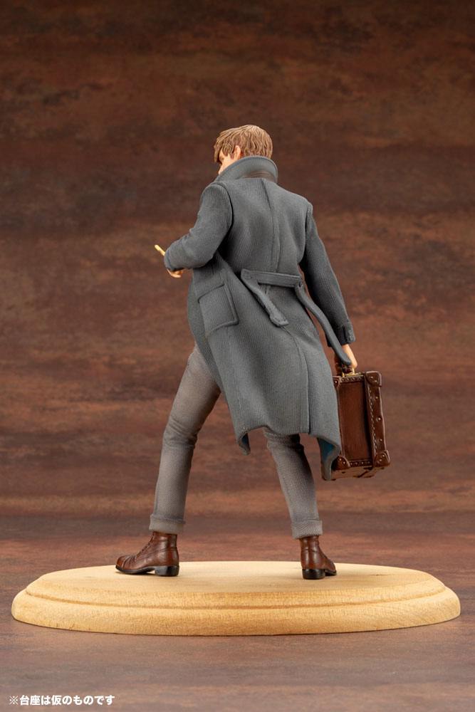Phantastische Tierwesen 2 ARTFX+ Statue 1/10 Newt Scamander 18 cm