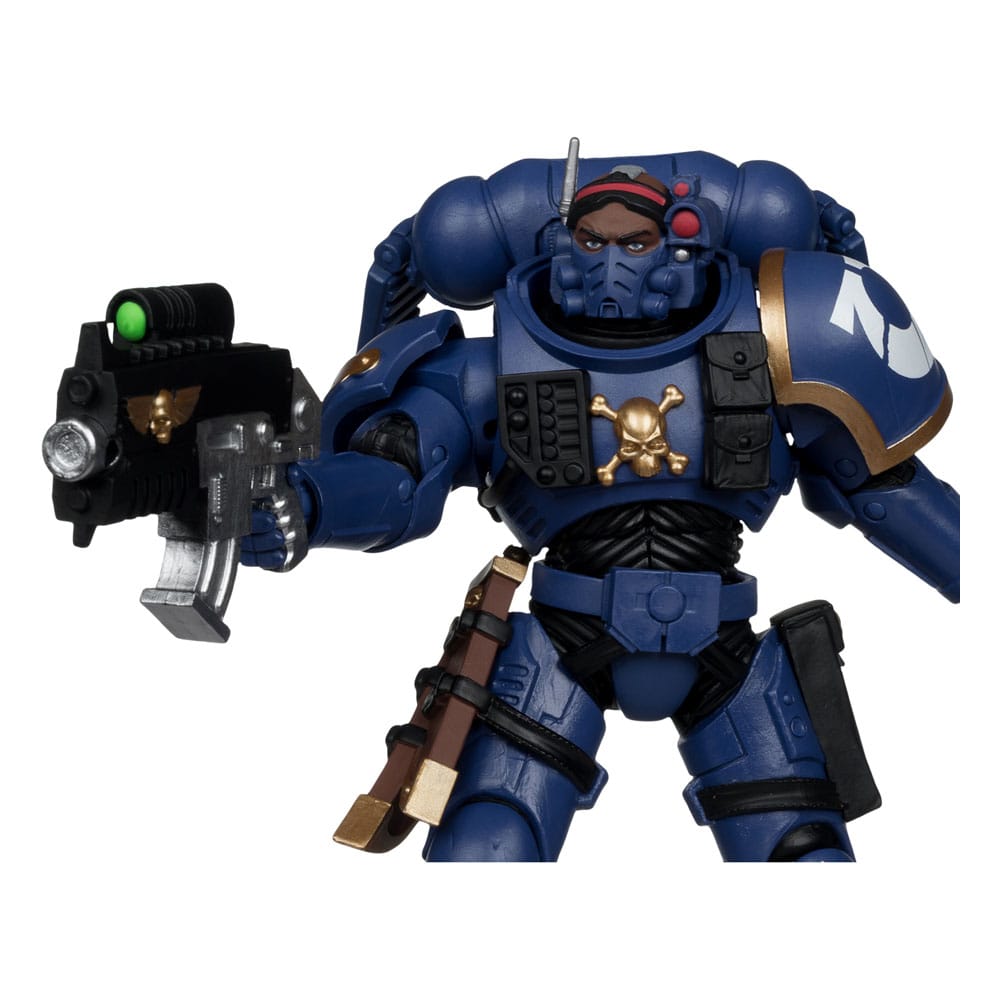 Warhammer 40,000 Actionfigur Lieutenant in Phobos Armor (Ultramarines) 18 cm