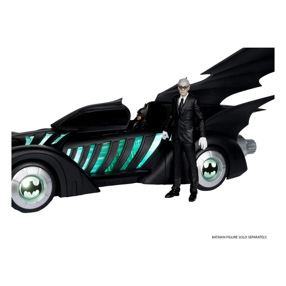 Batman Forever DC Multiverse Actionfigur mit Fahrzeug Alfred Pennyworth & Batmobile (Gold Label) 79 cm