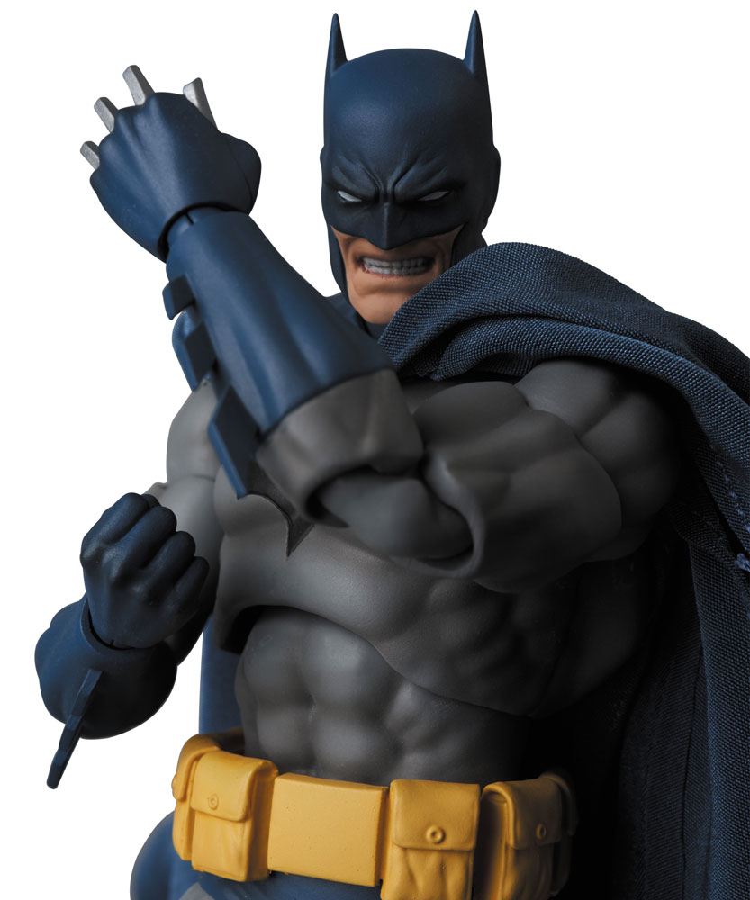 DC Comics MAFEX Actionfigur Batman Hush Ver. (Reproduction) 16 cm