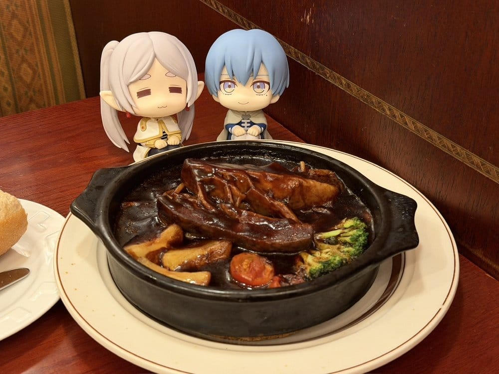 Frieren: Beyond Journey's End Look Up PVC Statuen Frieren Droopy Face Ver. & Himmel 11 cm (with gift)