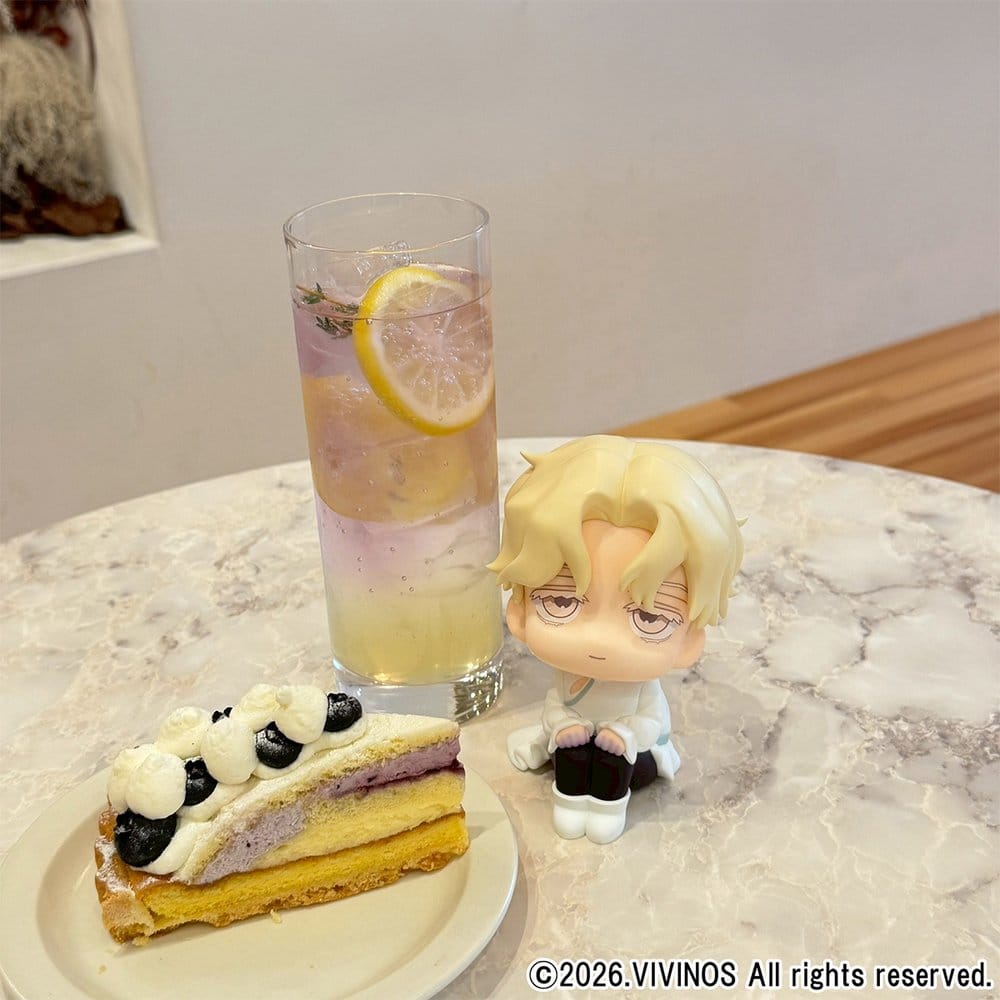 Alien Stage Look Up PVC Figur Luka 11 cm