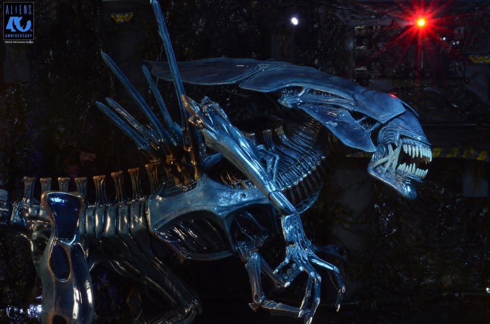 Aliens Ultra Deluxe Actionfigur Alien Queen (40th Anniversary) 38 cm