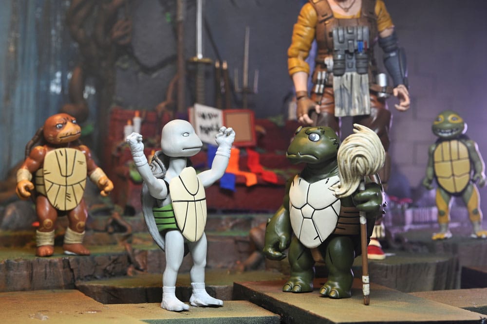 Teenage Mutant Ninja Turtles: The Last Ronin Actionfigur Ultimate Casey Marie with Baby Odyn & Uno 17 cm