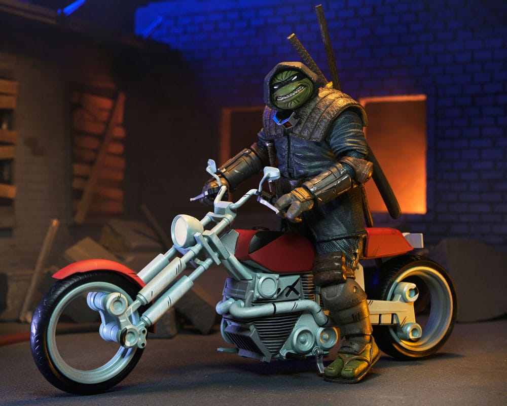 Teenage Mutant Ninja Turtles (The Last Ronin The Lost Years) Actionfigur Casey Marie with Last Ronin Motorcycle 18 cm