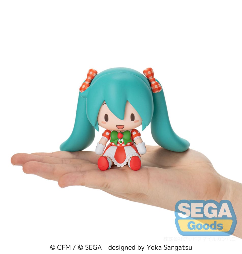 Character Vocal Series 01: Hatsune Miku Fuwa Petit Chibi Figur Hatsune Miku x Love and Berry Dress Up and Dance! Lovely Strawberry 8 cm