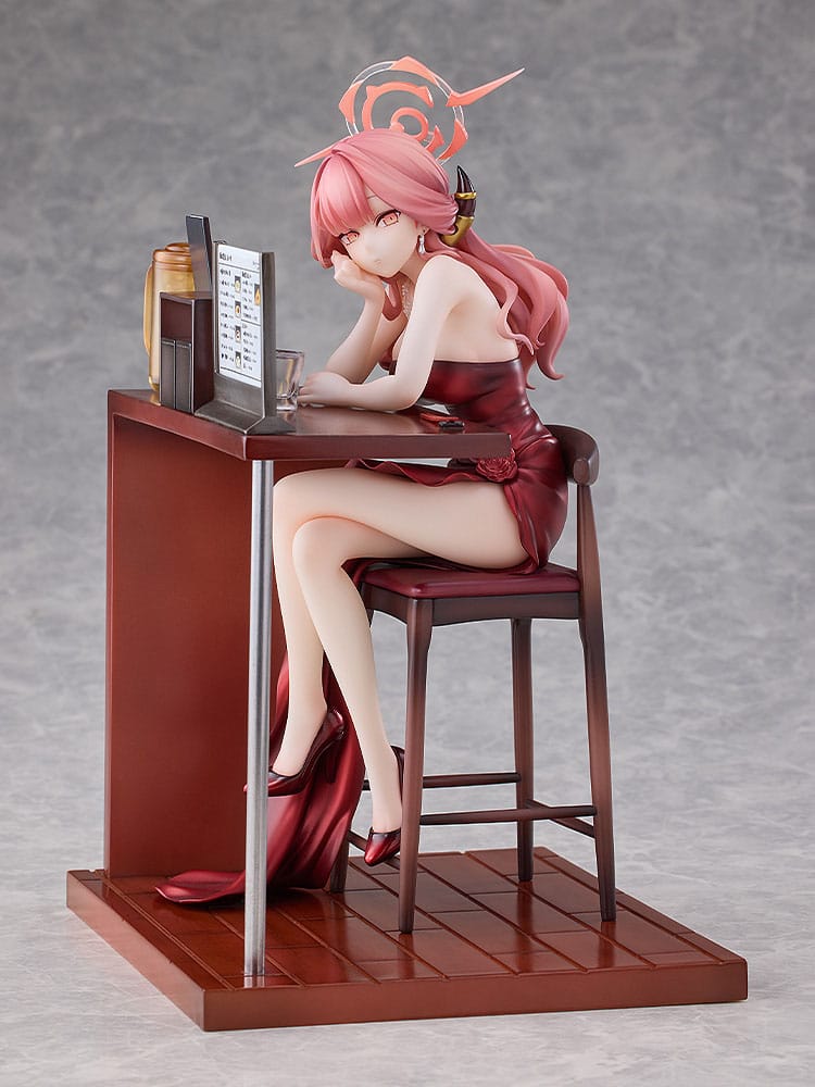 Blue Archive PVC Statue 1/7 Aru (Dress): Memorial Lobby Ver. 23 cm