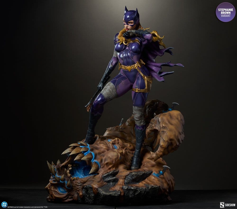 DC Comics Premium Format Statue Batgirl (Stephanie Brown Variant) 55 cm