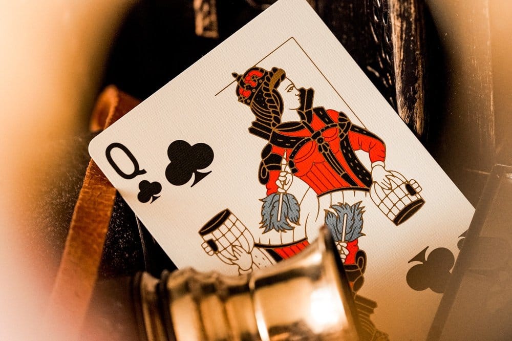 Theory 11 Spielkarten Provision