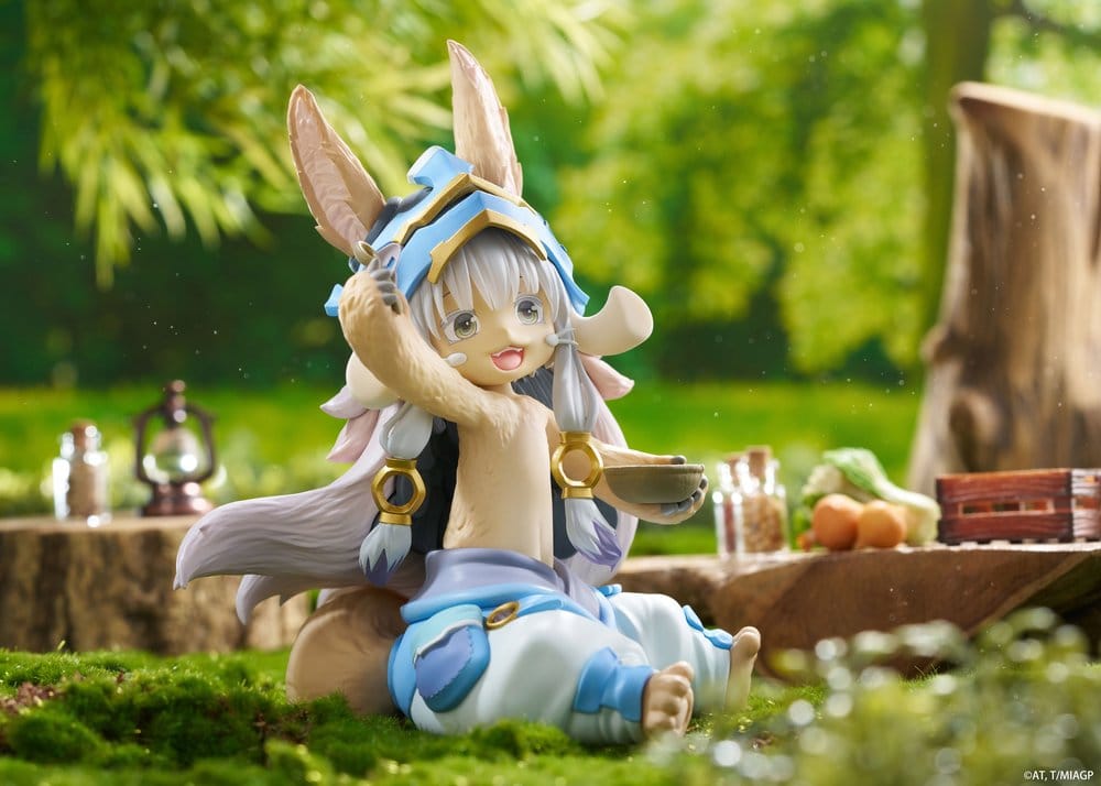Made in Abyss Desktop Cute PVC Figur Nanachi (Mealtime ver.) 13 cm