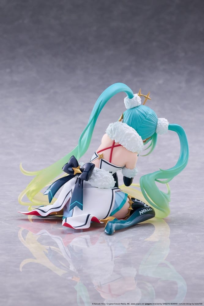 Hatsune Miku Taito Kuji PVC Figur Racing Miku 2018 Ver. Round 8 13 cm