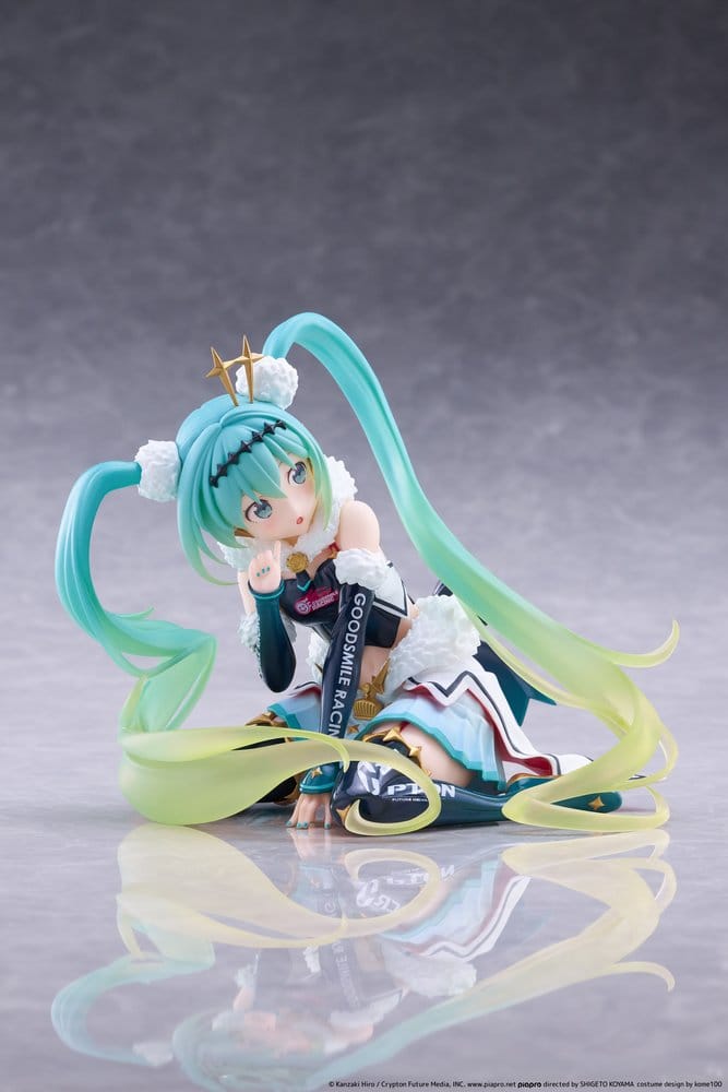 Hatsune Miku Taito Kuji PVC Figur Racing Miku 2018 Ver. Round 8 13 cm