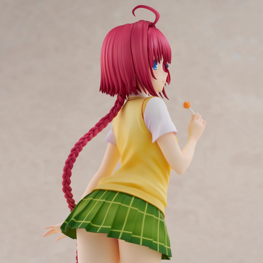 To LOVE-Ru Darkness School Uniform Series PVC Figur Mea Kurosaki 27 cm