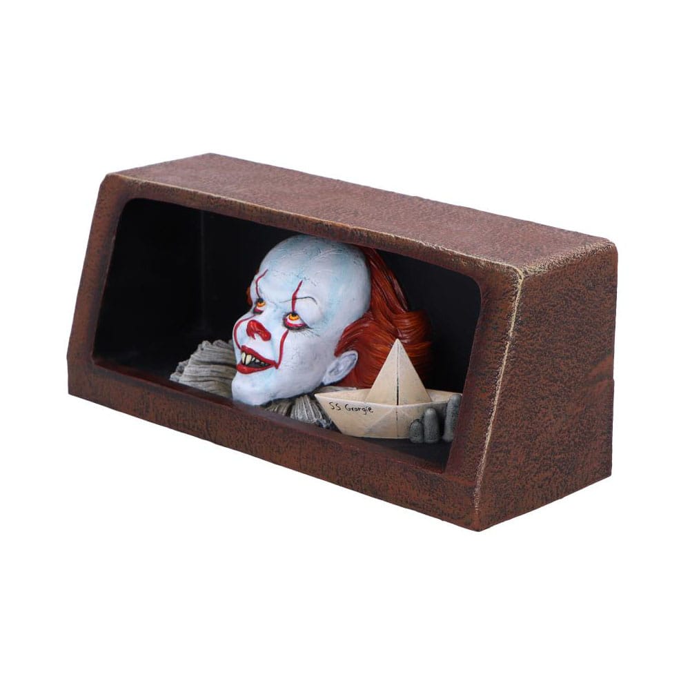 Es Figur Pennywise Drain 8 cm