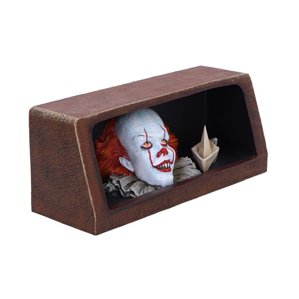 Es Figur Pennywise Drain 8 cm