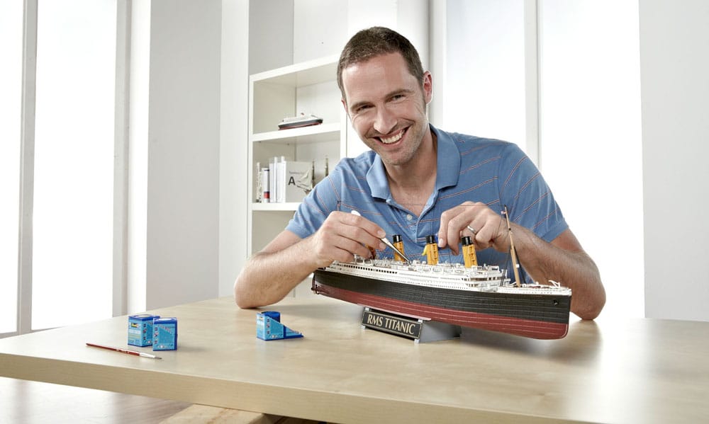 Titanic Modellbausatz Geschenkset 1/400 R.M.S. Titanic 100th Anniversary Edition 67 cm