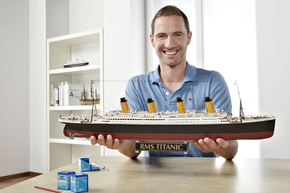 Titanic Modellbausatz Geschenkset 1/400 R.M.S. Titanic 100th Anniversary Edition 67 cm