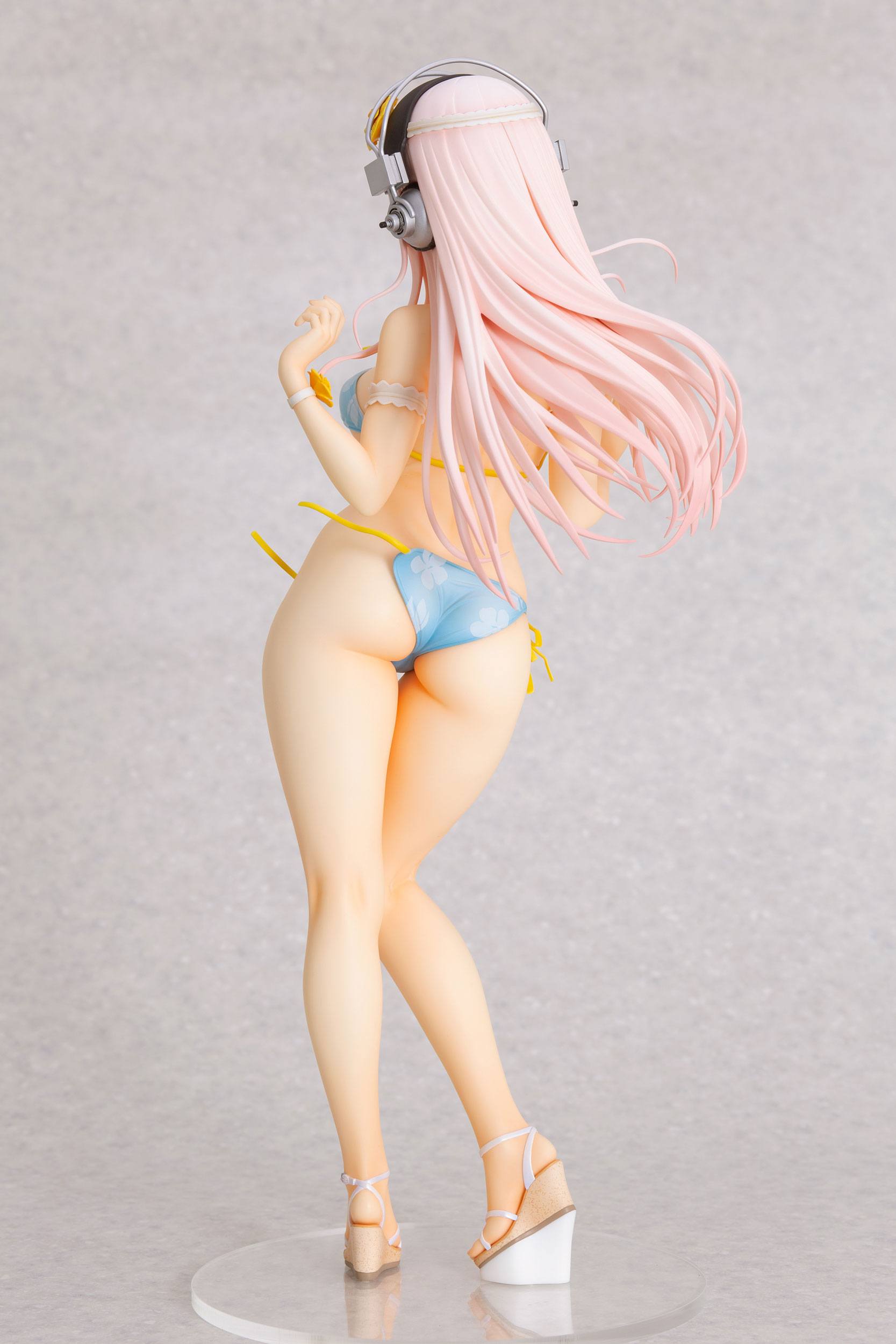 Super Sonico PVC Statue 1/4.5 Super Sonico Summer Vacation Ver. 35 cm DAP