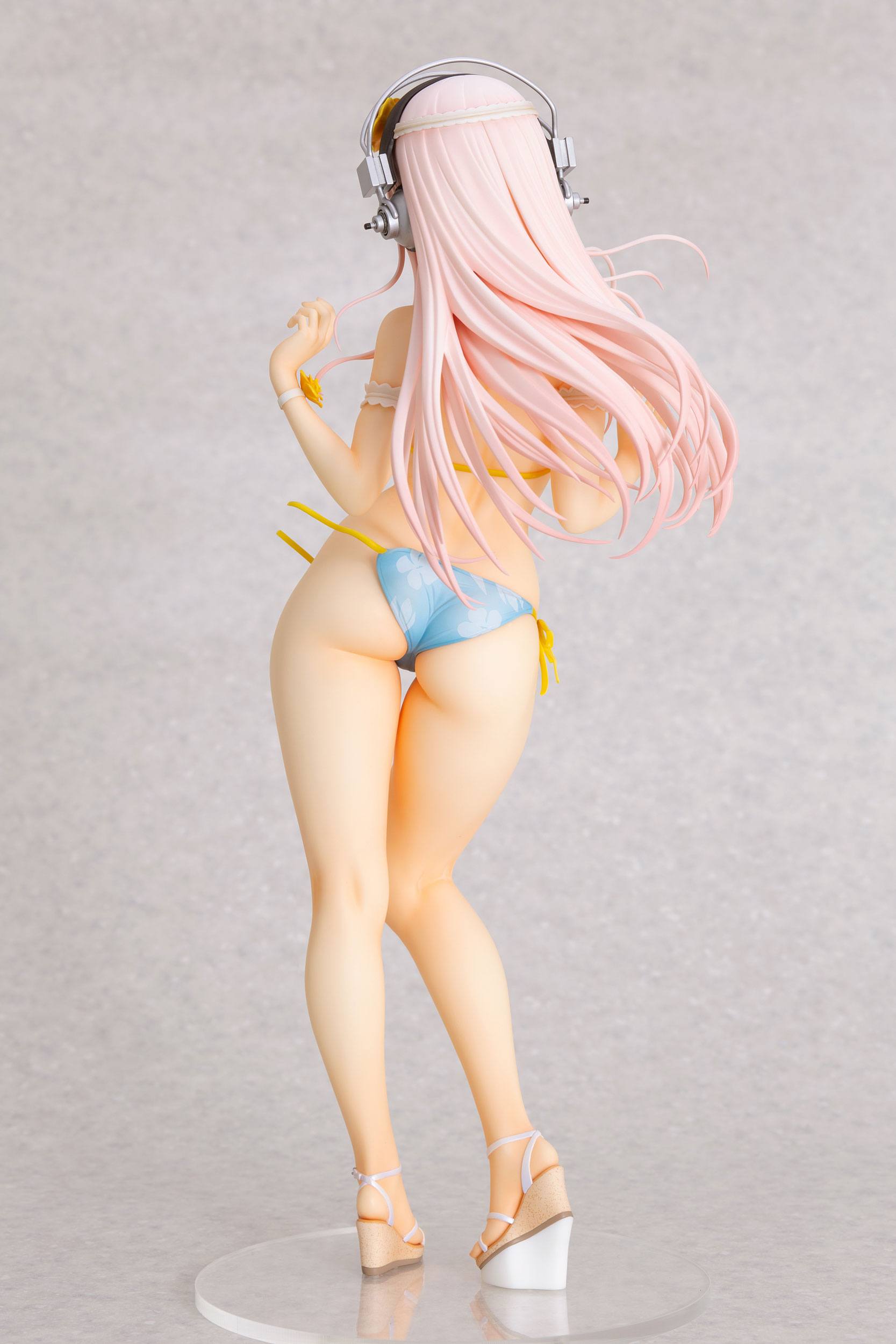Super Sonico PVC Statue 1/4.5 Super Sonico Summer Vacation Ver. 35 cm DAP