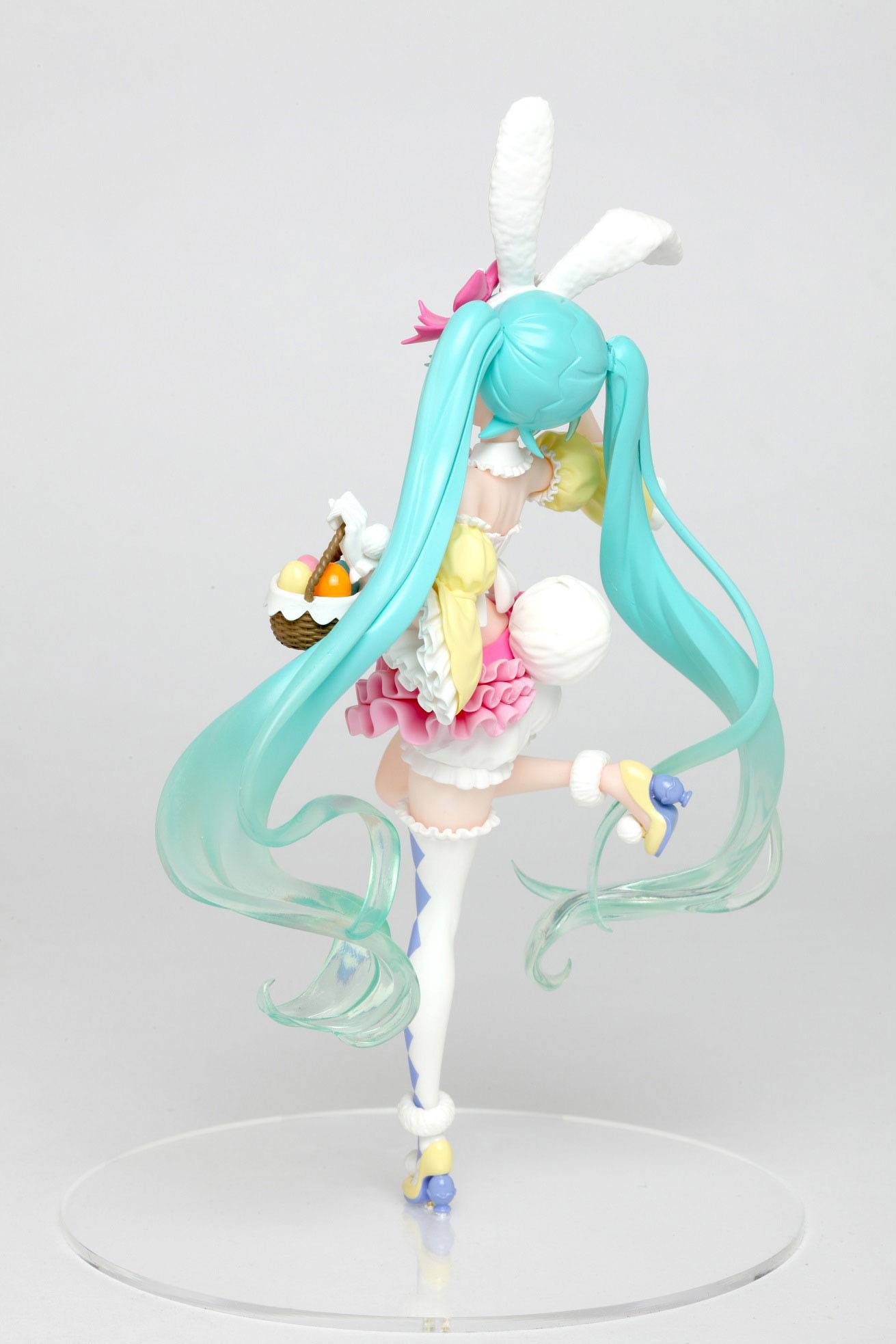 Vocaloid PVC Statue Hatsune Miku 2nd Season Spring Ver. 18 cm
