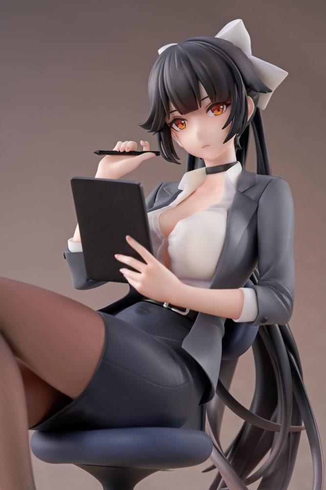 Azur Lane PVC Statue 1/6 Takao Ofiice Lady Ver. 18 cm