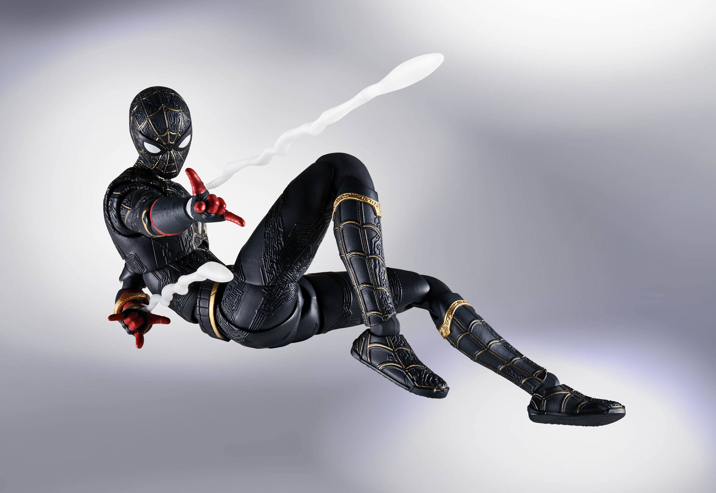 Spider-Man: No Way Home S.H. Figuarts Actionfigur Spider-Man Black & Gold Suit (Special Set) 15 cm
