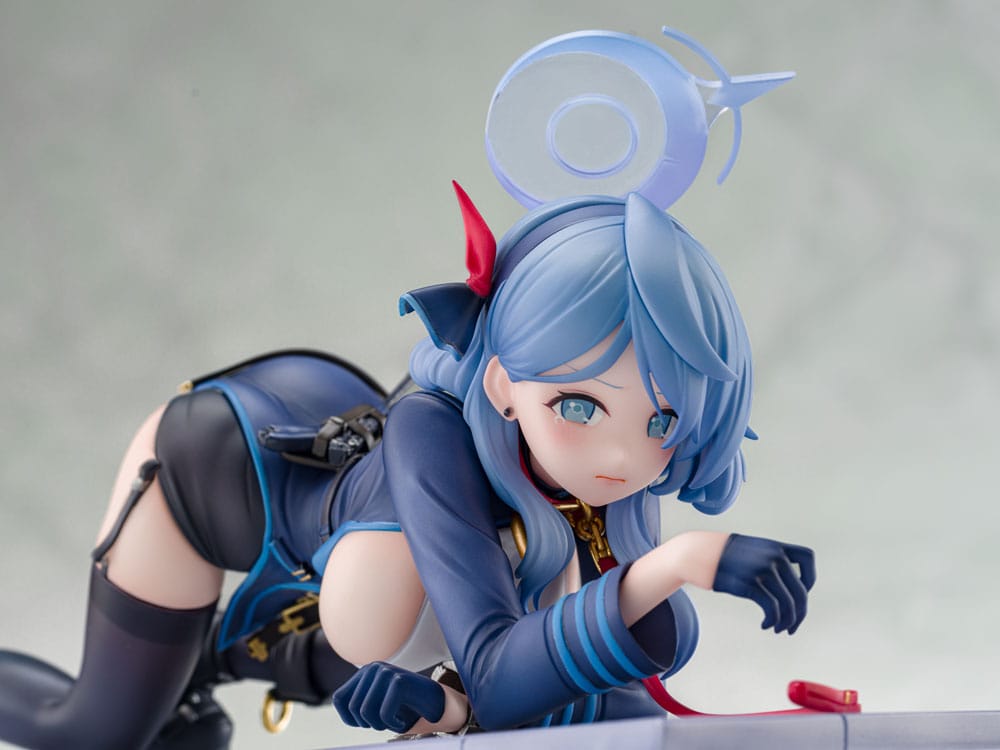 Blue Archive PVC Statue 1/7 Ako Memorial Lobby Ver. 23 cm