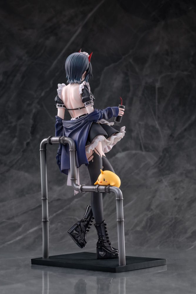 Azur Lane PVC Statue 1/6 Ulrich von Hutten Madchen Trummer Ver. 28 cm   