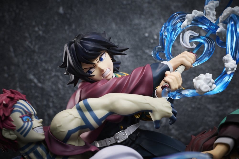 Demon Slayer: Kimetsu no Yaiba PVC Figur Tanjiro Kamado & Giyu Tomioka & Akaza 13 cm