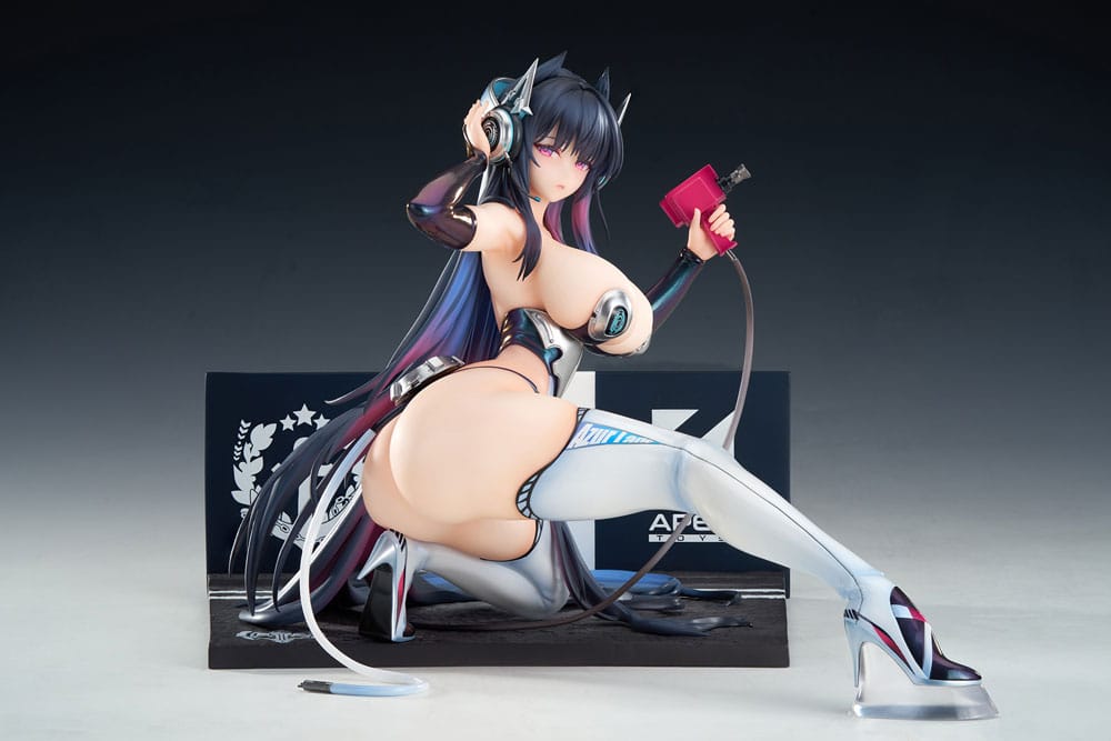 Azur Lane PVC Statue 1/7 Strasbourg Faerie of the Race Circuit Ver. 16 cm                   